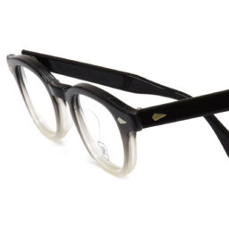 AR 44-24 Black Clear Fade