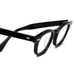 AR 46/22 BLACK