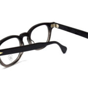 AR 46-22 Dark Black Fade