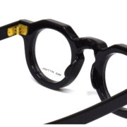 HUGO 42-28 Piano Black